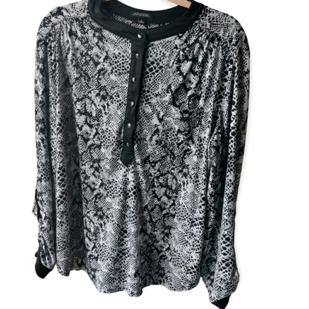Notations Snake Print Blouse Black White Stretch XL